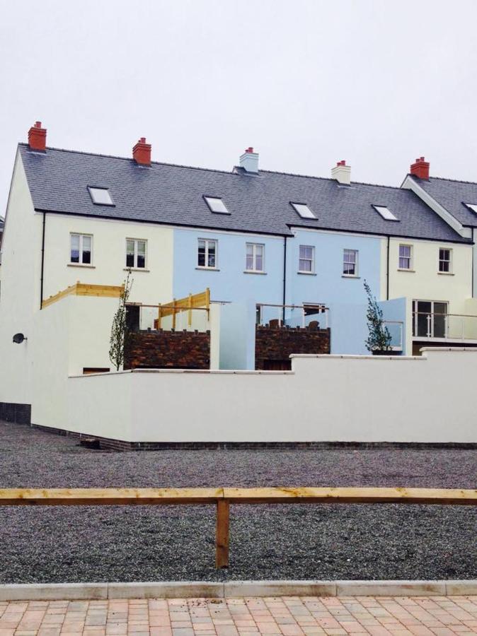 Central Modern Townhouse In Saundersfoot Exterior photo